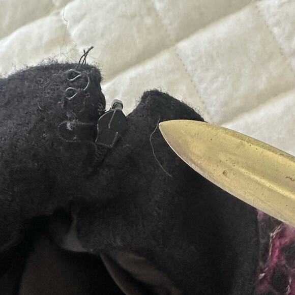 KNITTED KNOTTED Womens Skirt 12 Purple Textured Mohair Wool Fuzzy Preppy Career - Picture 7 of 13